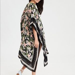 American Eagle Floral Midi Kimono